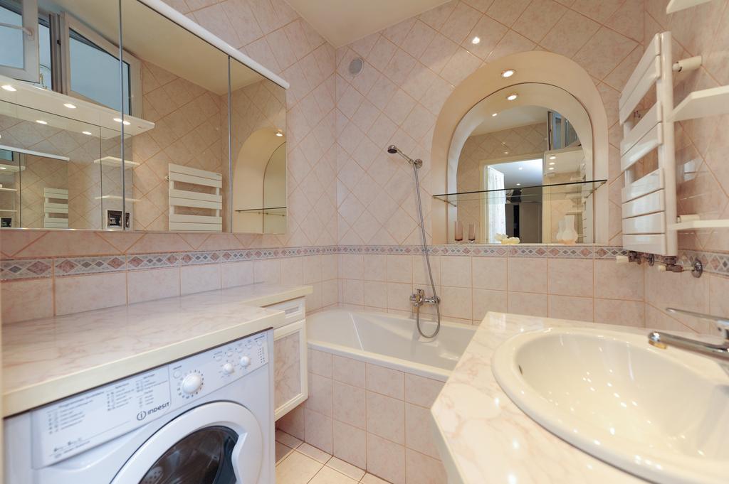 Appartement Minuetto Five Stars Holiday House Nizza Esterno foto