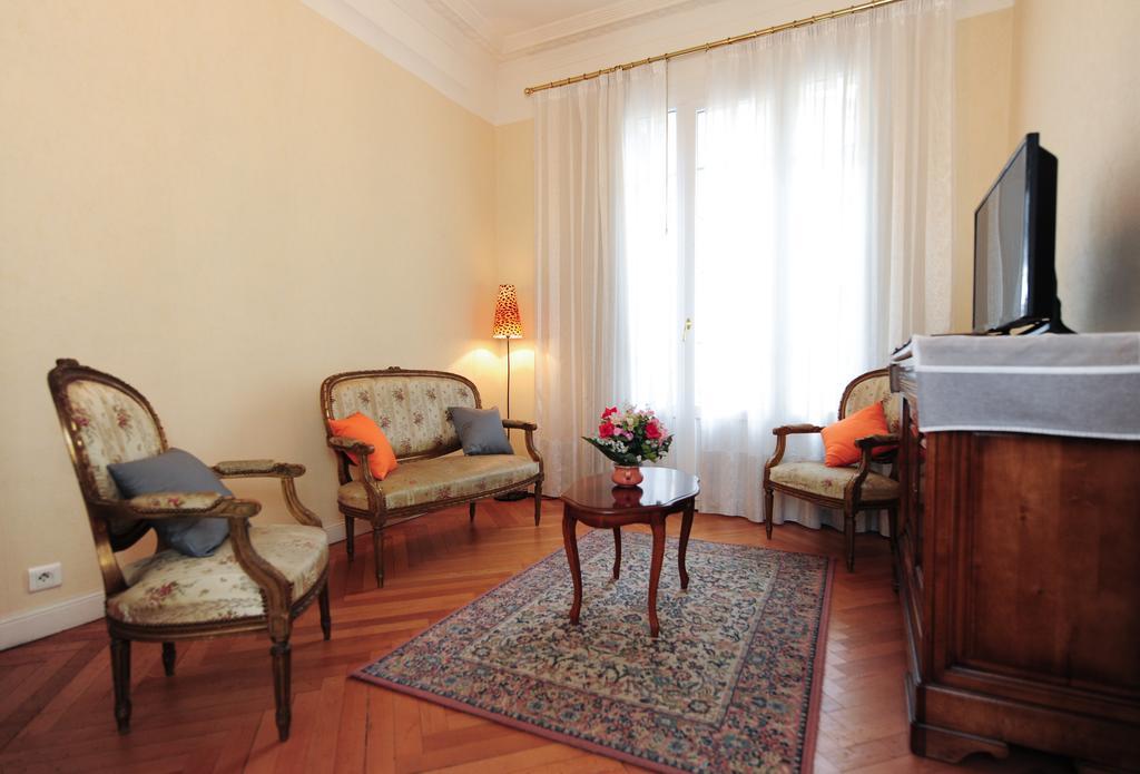 Appartement Minuetto Five Stars Holiday House Nizza Esterno foto