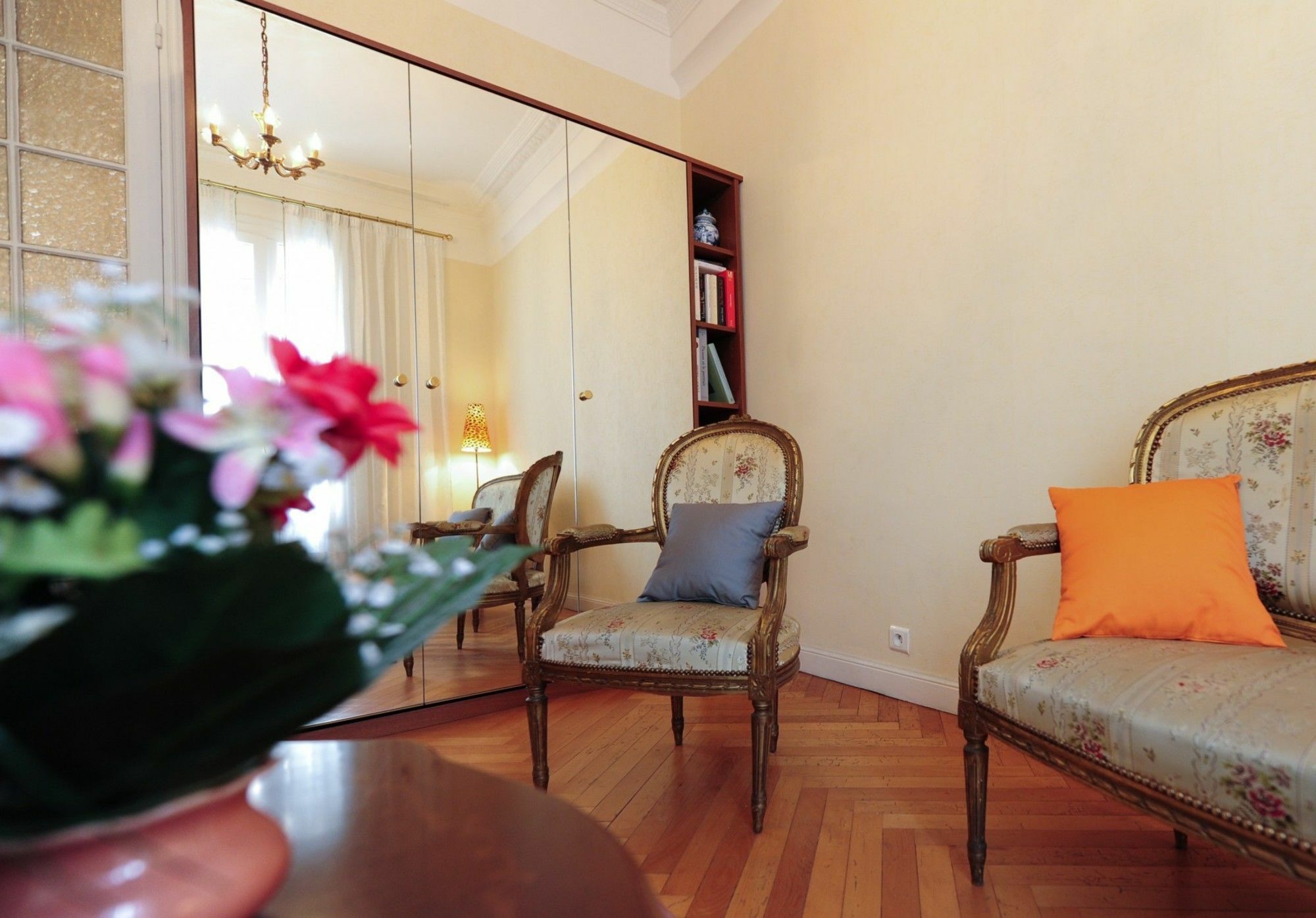Appartement Minuetto Five Stars Holiday House Nizza Esterno foto